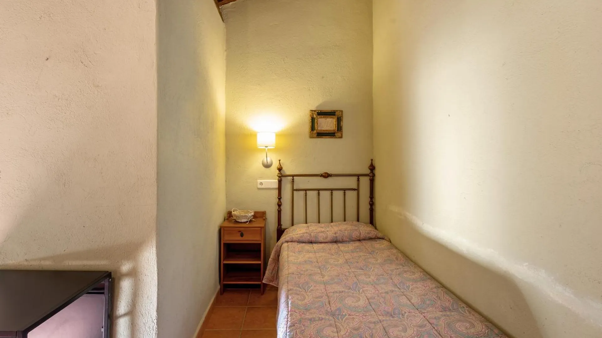 Cal Contra Guest House Gelida Country house